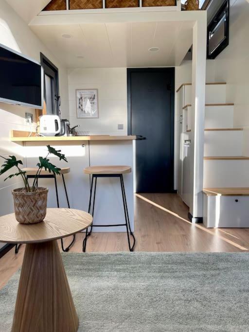 Tiny House With Sauna & Jacuzzi Near Amsterdam Vijfhuizen Kültér fotó