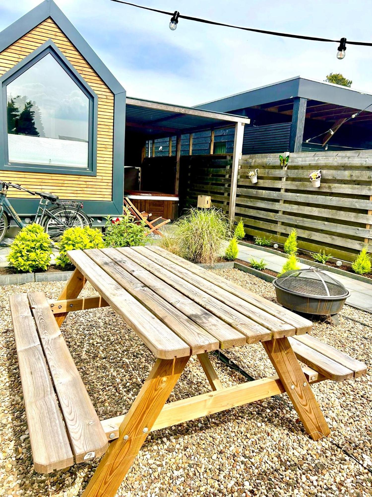 Tiny House With Sauna & Jacuzzi Near Amsterdam Vijfhuizen Kültér fotó